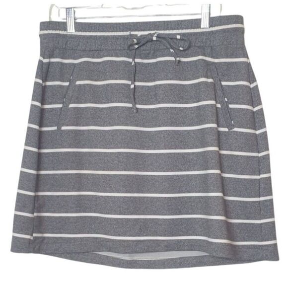 Torrid Womens Casual Skirt Sz 00 White Gray Striped Pockets Elastic Comfy Chic - Picture 1 of 8